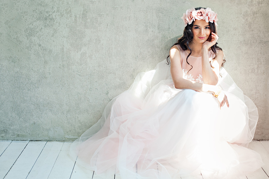 The Beauty Of Wedding Hair Accessories